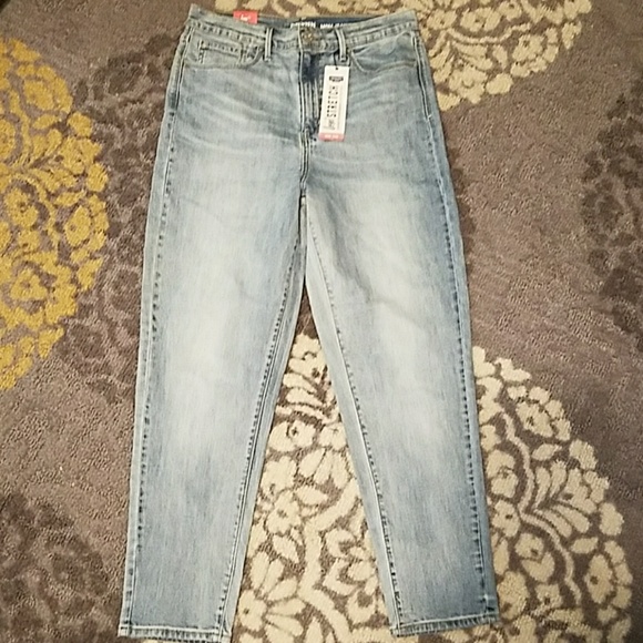 levi's stretch mom jeans